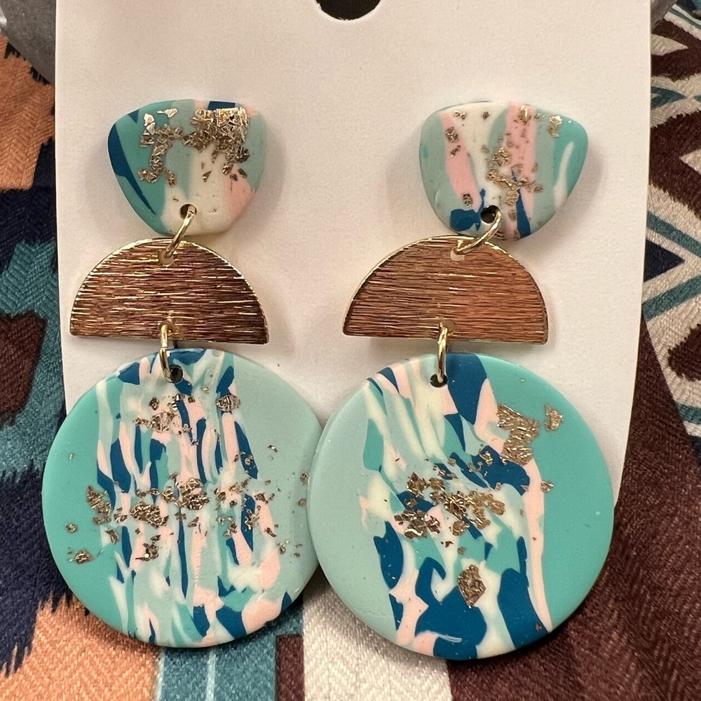 Boutique earrings!